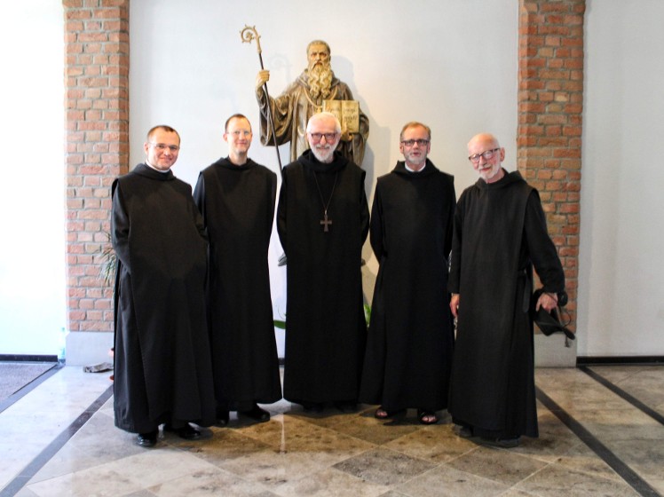 Abt Gerard Mathijsen OSB (Mitte) war heute zu Gast in unserer Gemeinschaft