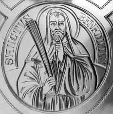 Medaillon des hl. Benedikt auf dem Gründungskelch