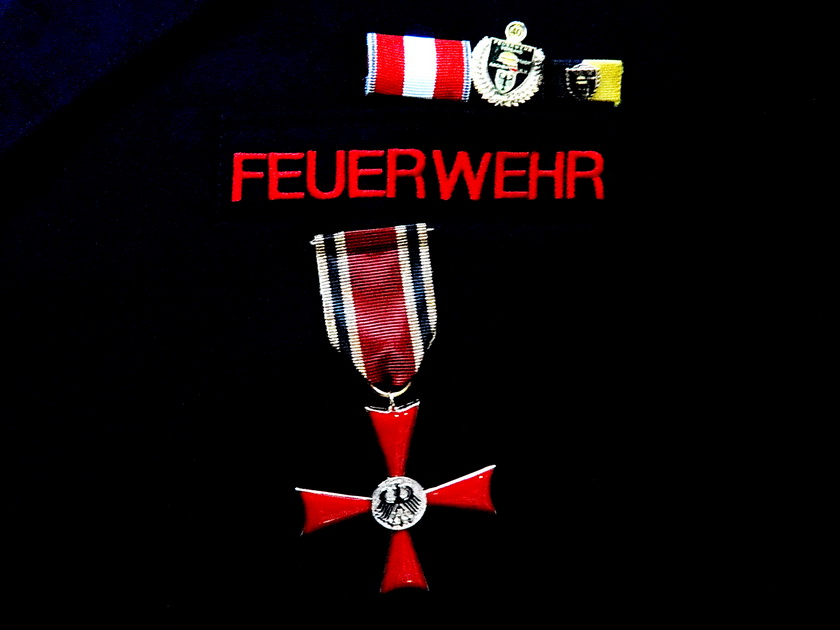 2013-09-27 Bundesverdienstkreuz P Georg Miessen
